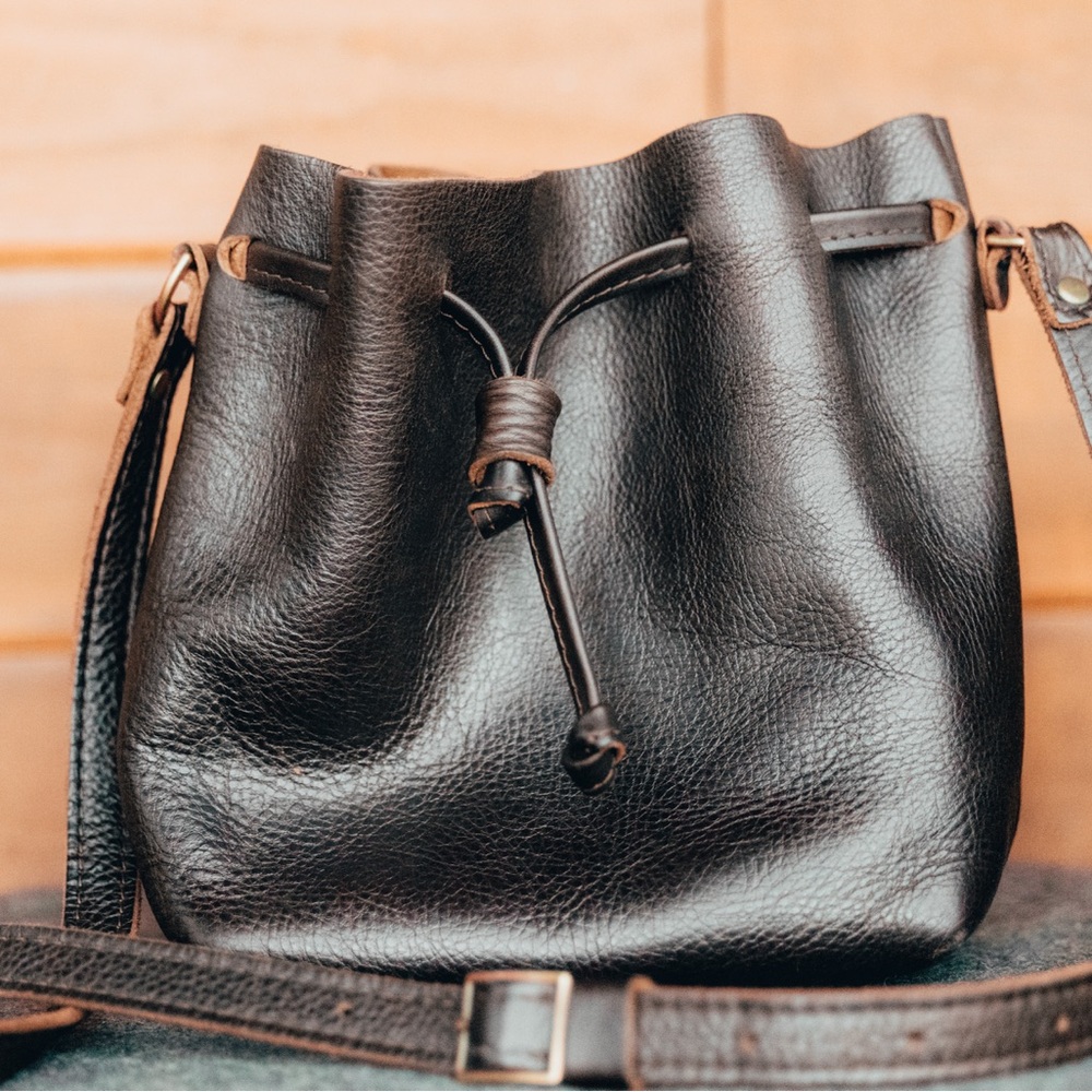 Portland Leather Drawstring Bucket Bag (small)